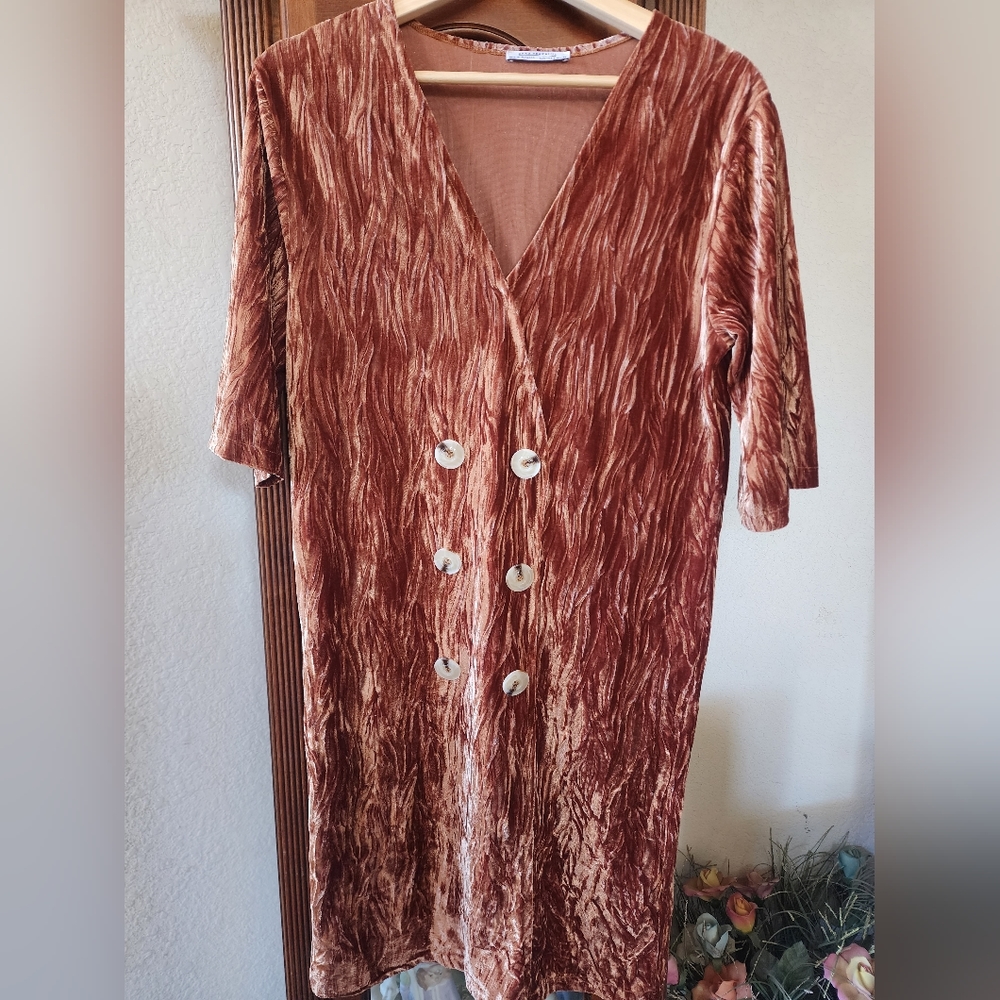 Zara Bronze Velvet Buttons Small